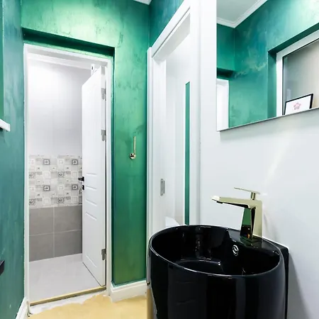 Aparthotel La 3*